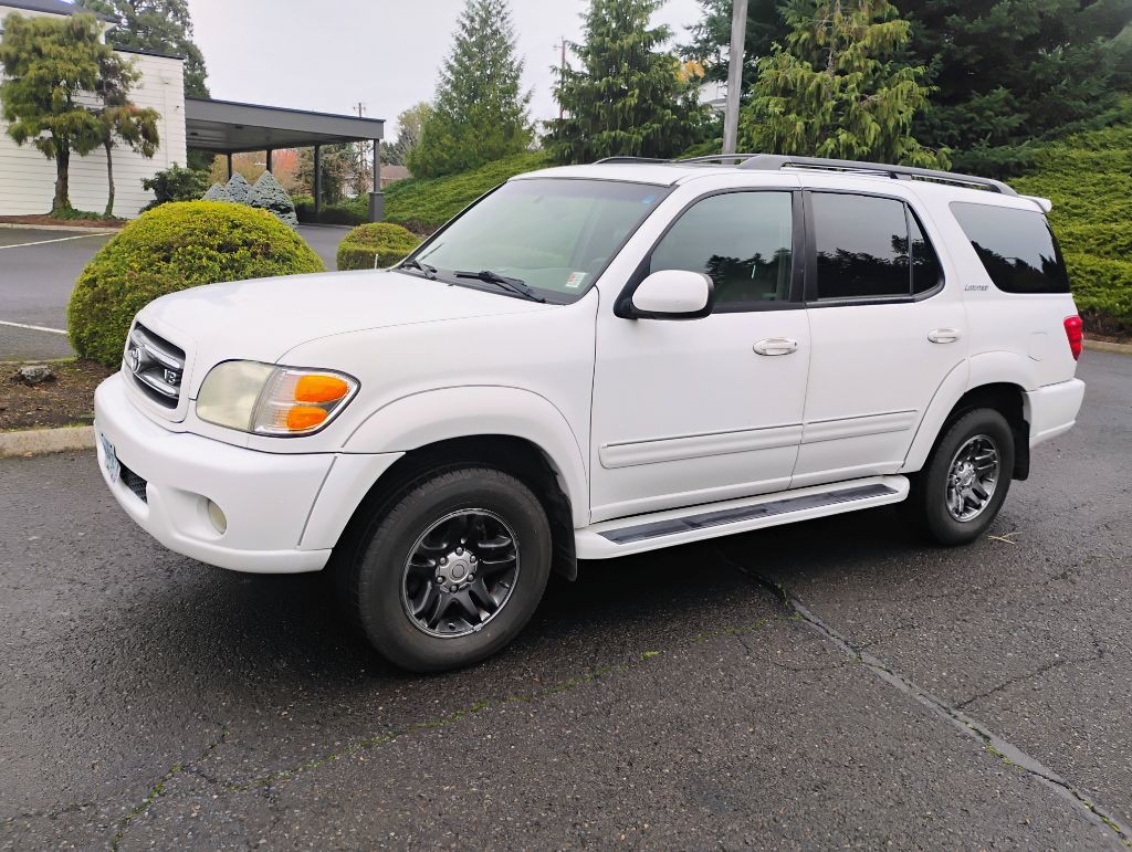 2003 Toyota Sequoia Image 1