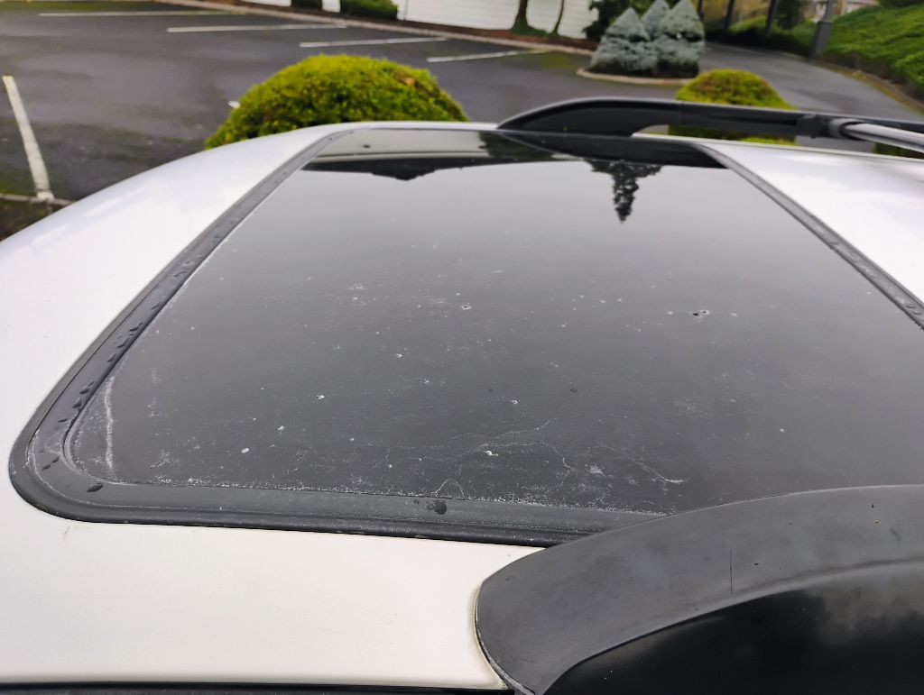 2003 Toyota Sequoia Image 4