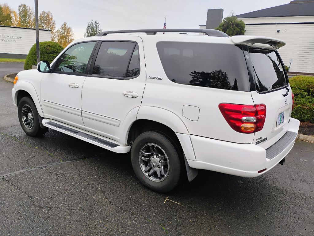 2003 Toyota Sequoia Image 5