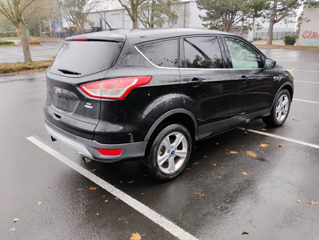 2013 Ford Escape Image 2