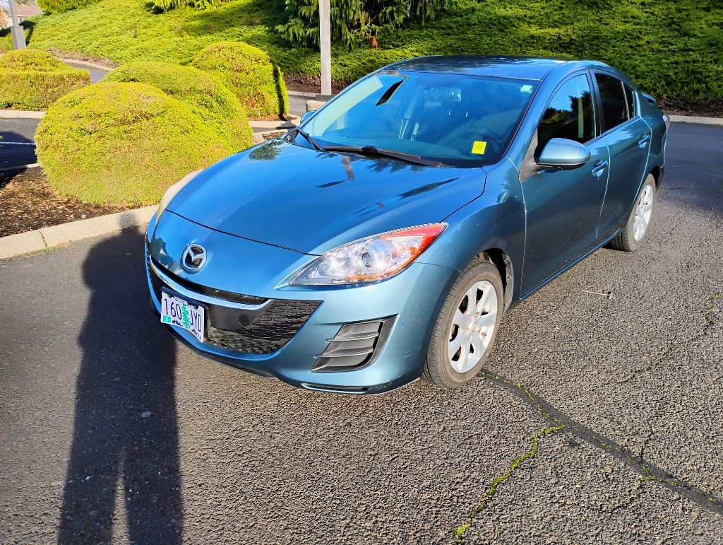 2010 Mazda Mazda3 Image 1
