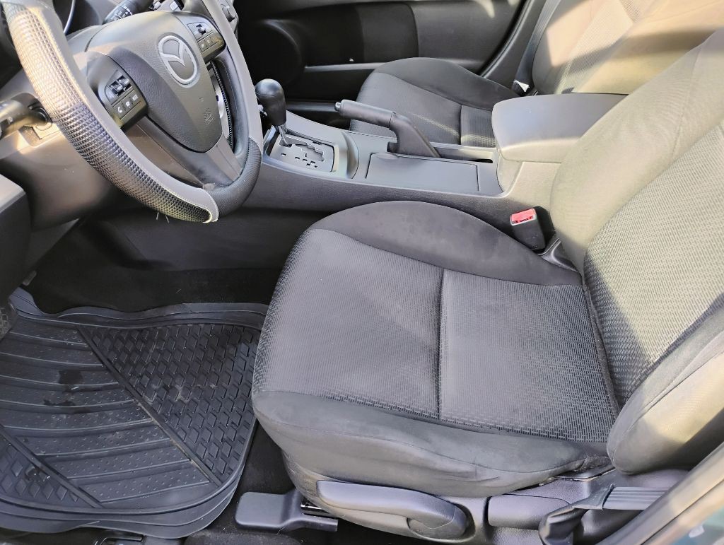 2010 Mazda Mazda3 Image 9