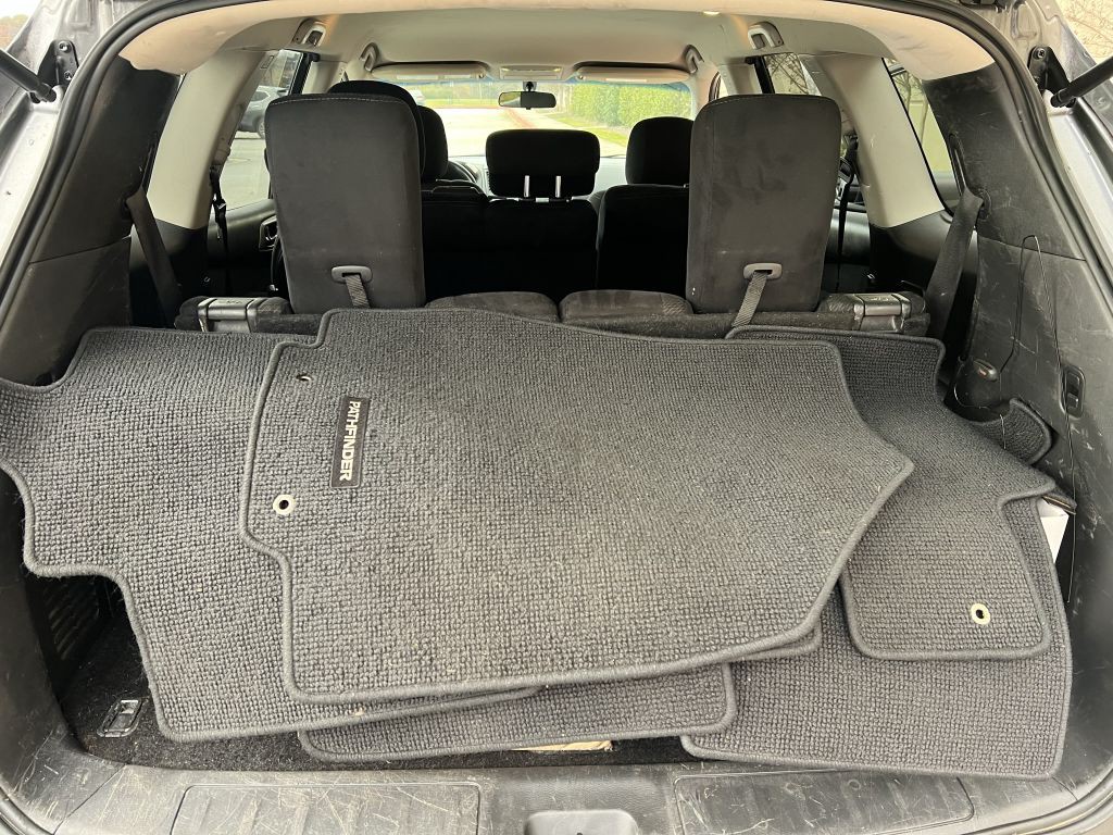 2015 Nissan Pathfinder Image 24