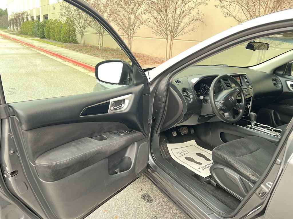 2015 Nissan Pathfinder Image 26