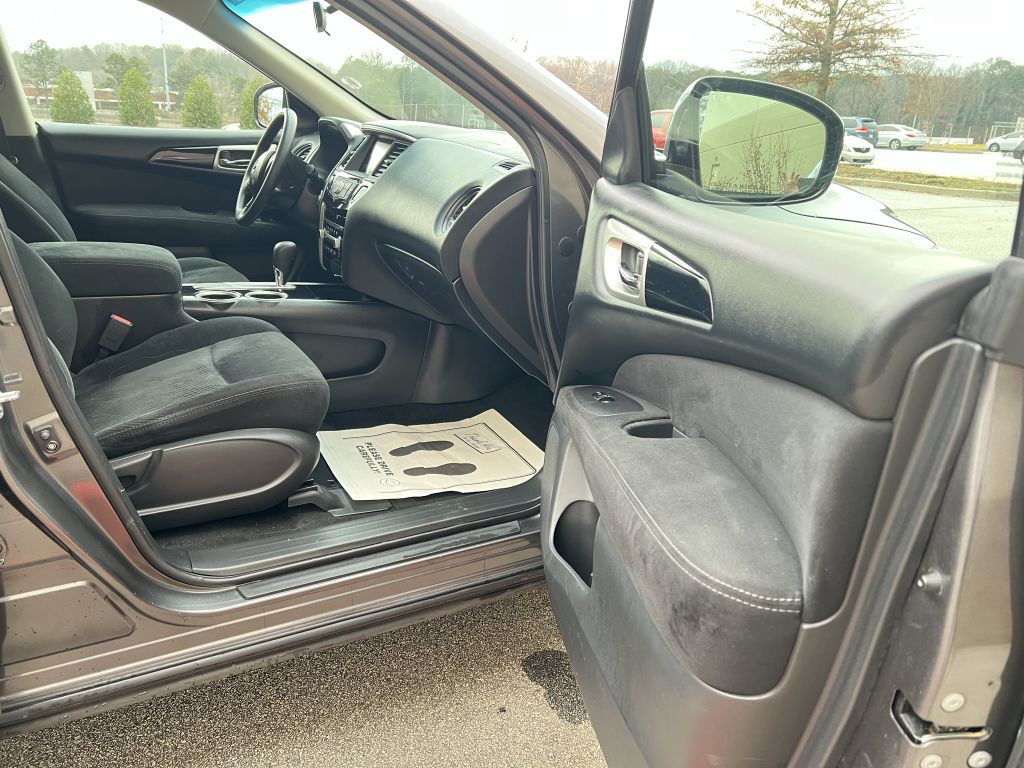 2015 Nissan Pathfinder Image 29