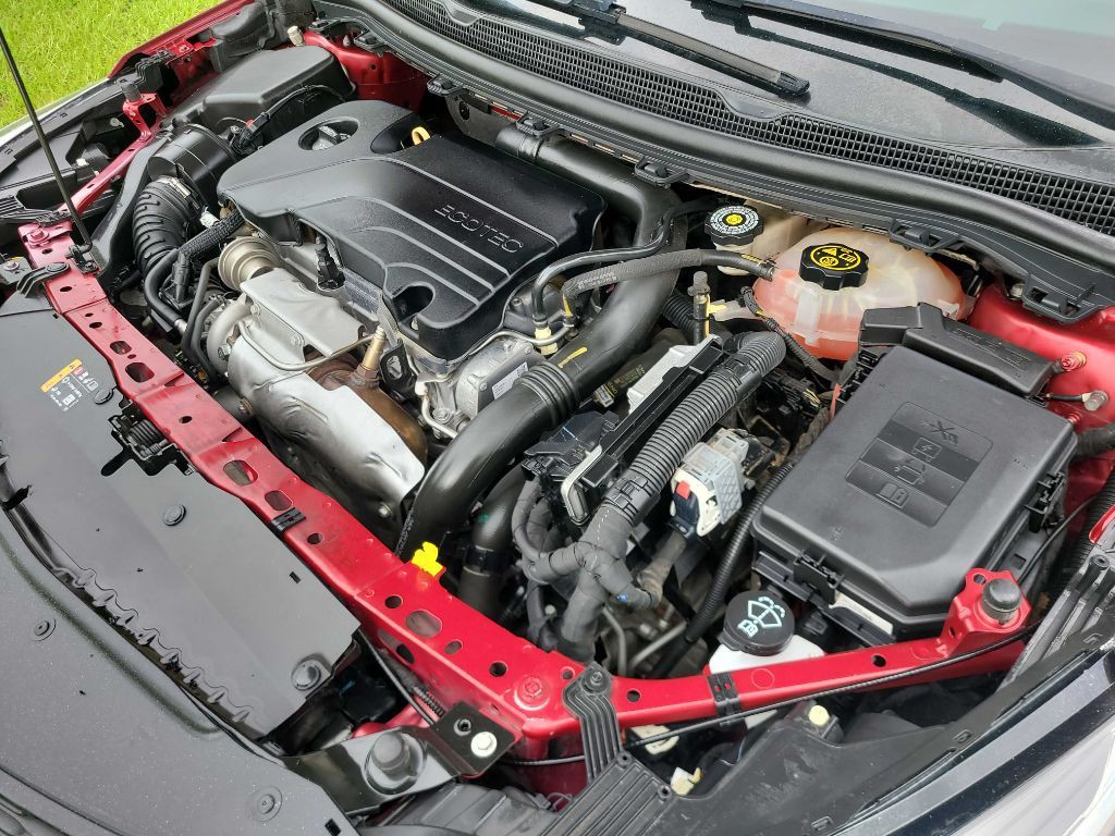 2018 Chevrolet Cruze Image 5