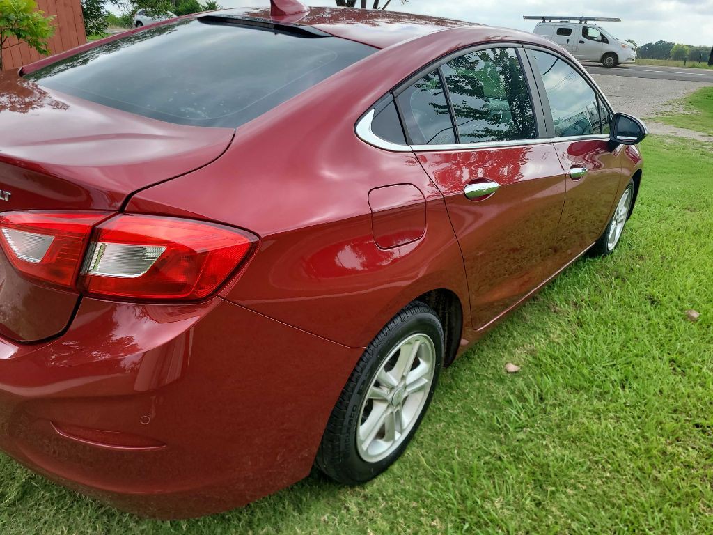 2018 Chevrolet Cruze Image 10