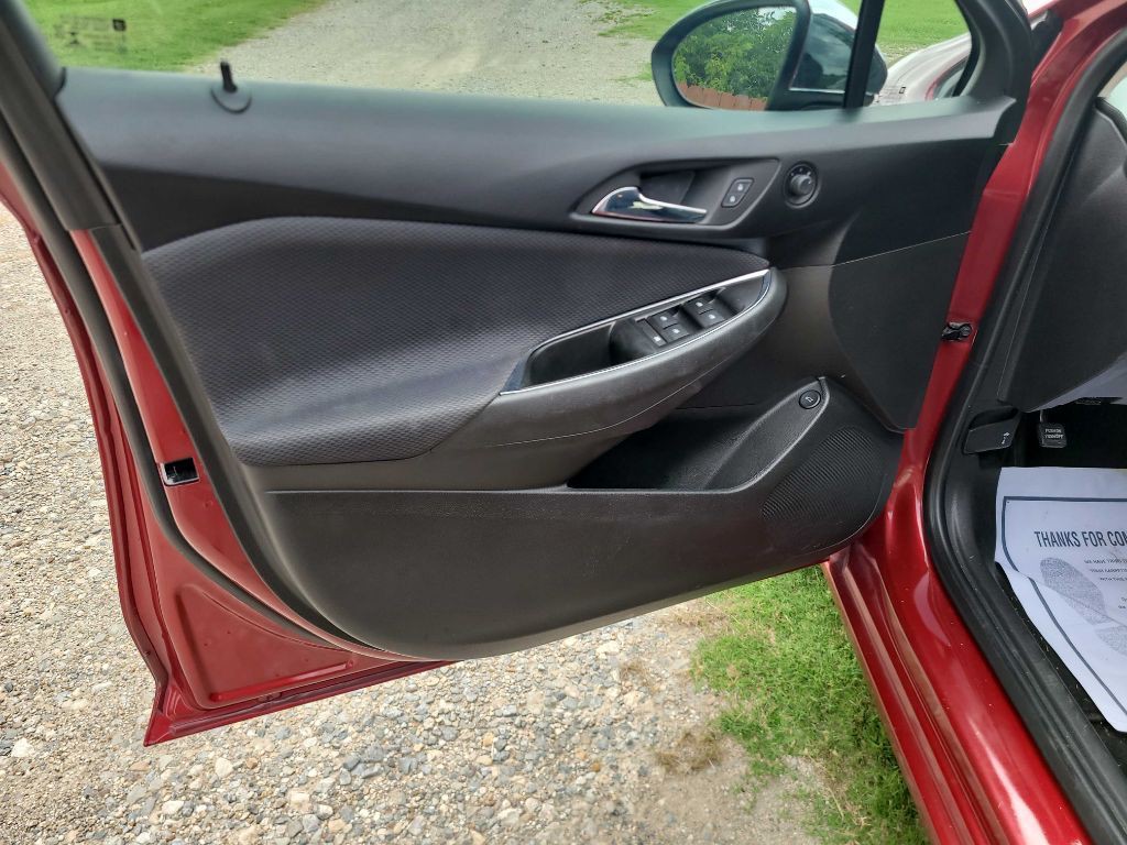 2018 Chevrolet Cruze Image 14