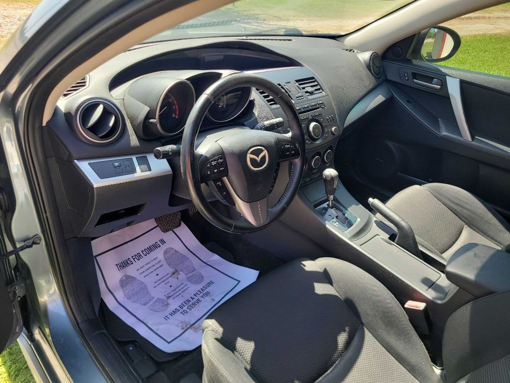 2012 Mazda Mazda3 Image 10