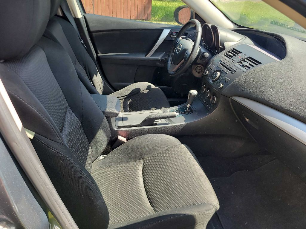 2012 Mazda Mazda3 Image 14