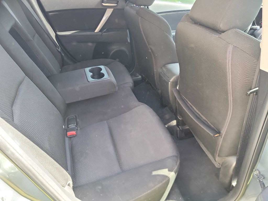 2012 Mazda Mazda3 Image 17