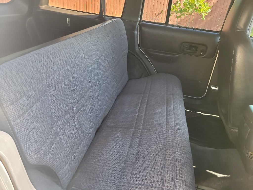 2001 Jeep Cherokee Image 26