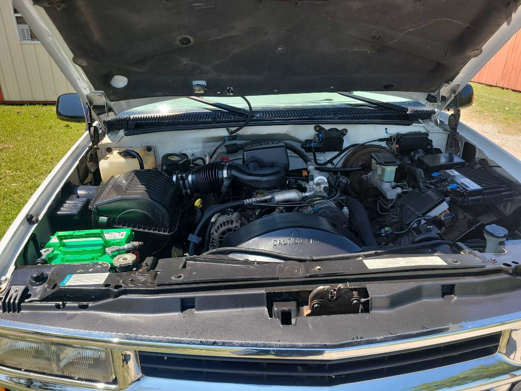 1999 Chevrolet Tahoe Image 7