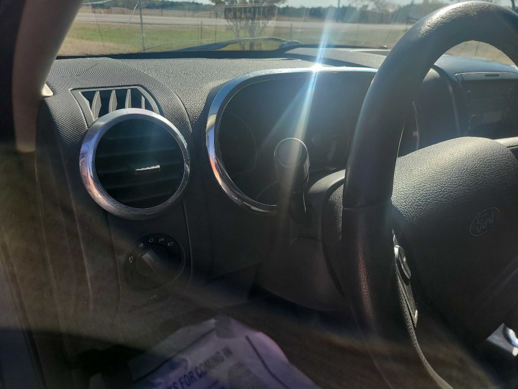 2009 Ford Explorer Image 12