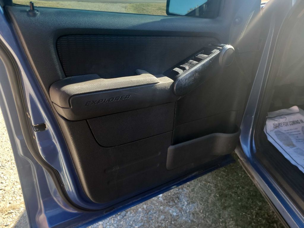 2009 Ford Explorer Image 13
