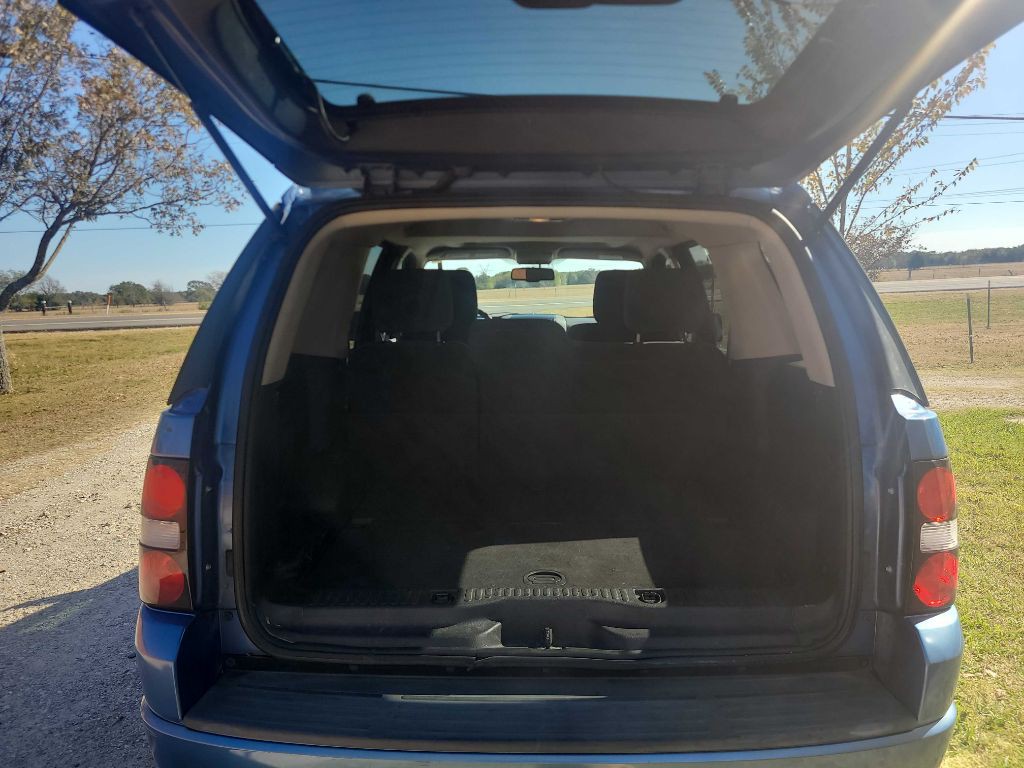 2009 Ford Explorer Image 23