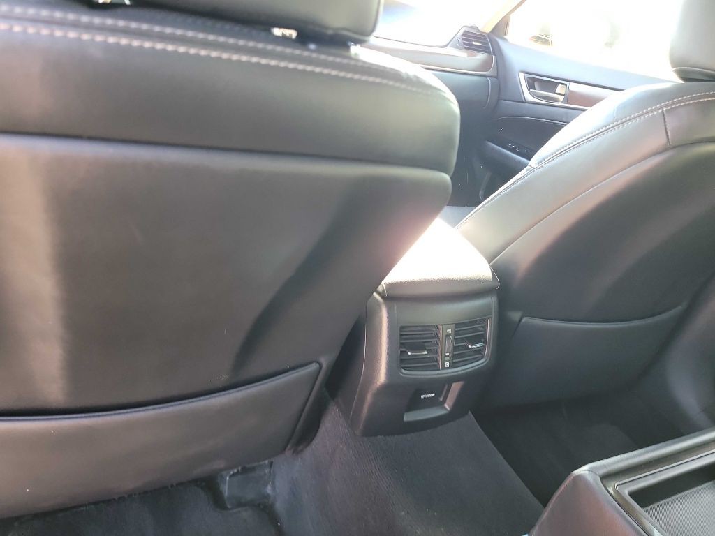 2014 Lexus GS Image 16