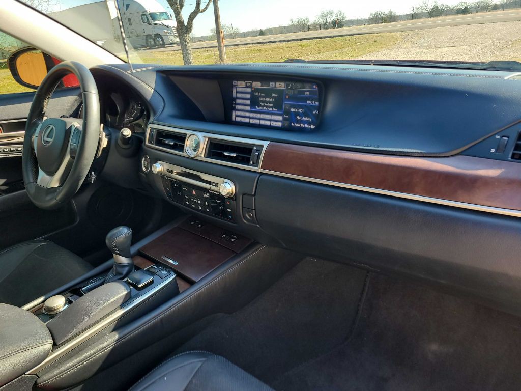 2014 Lexus GS Image 21