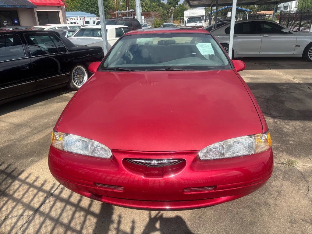 1996 Ford Thunderbird Image 1