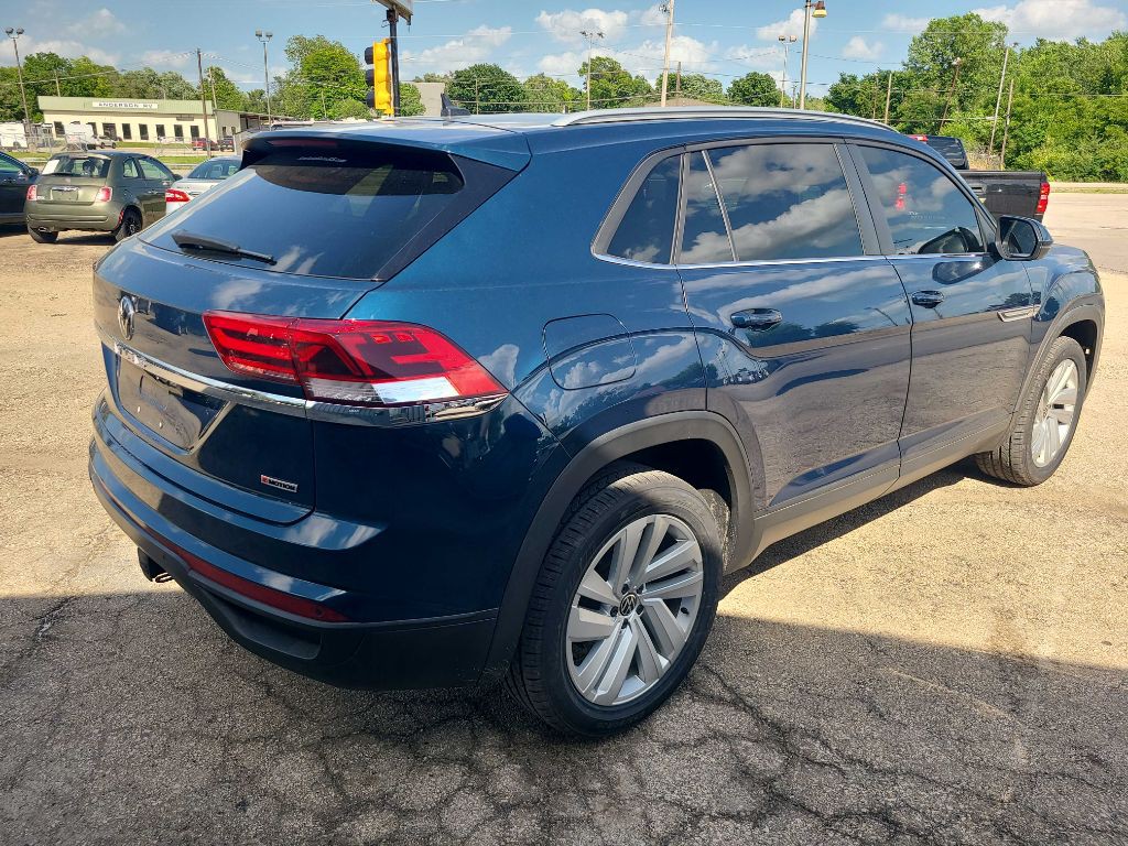2022 Volkswagen Atlas Cross Spo Image 5