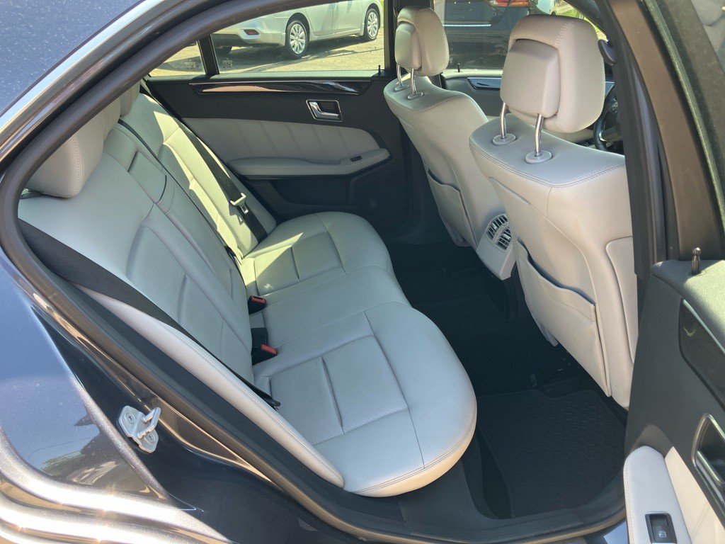 2011 Mercedes-Benz E-Class Image 5