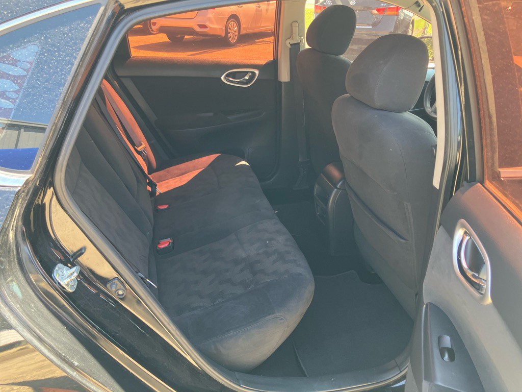 2013 Nissan Sentra Image 5