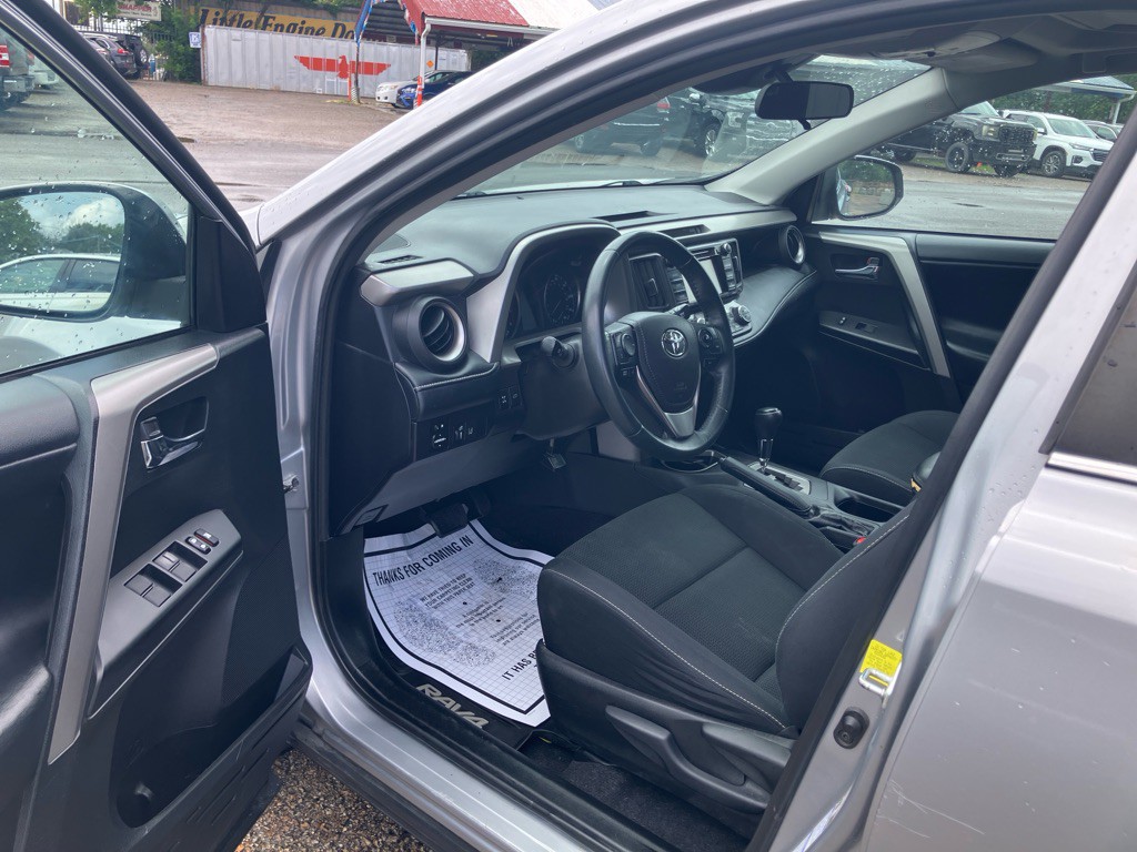2018 Toyota Rav4 Image 11