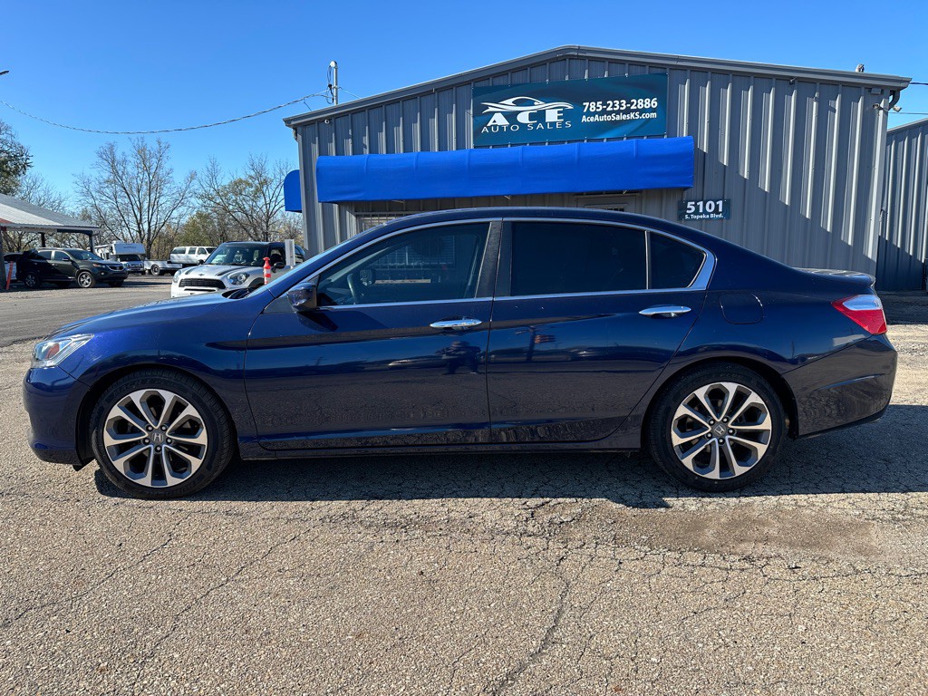 2015 Honda Accord Image 2