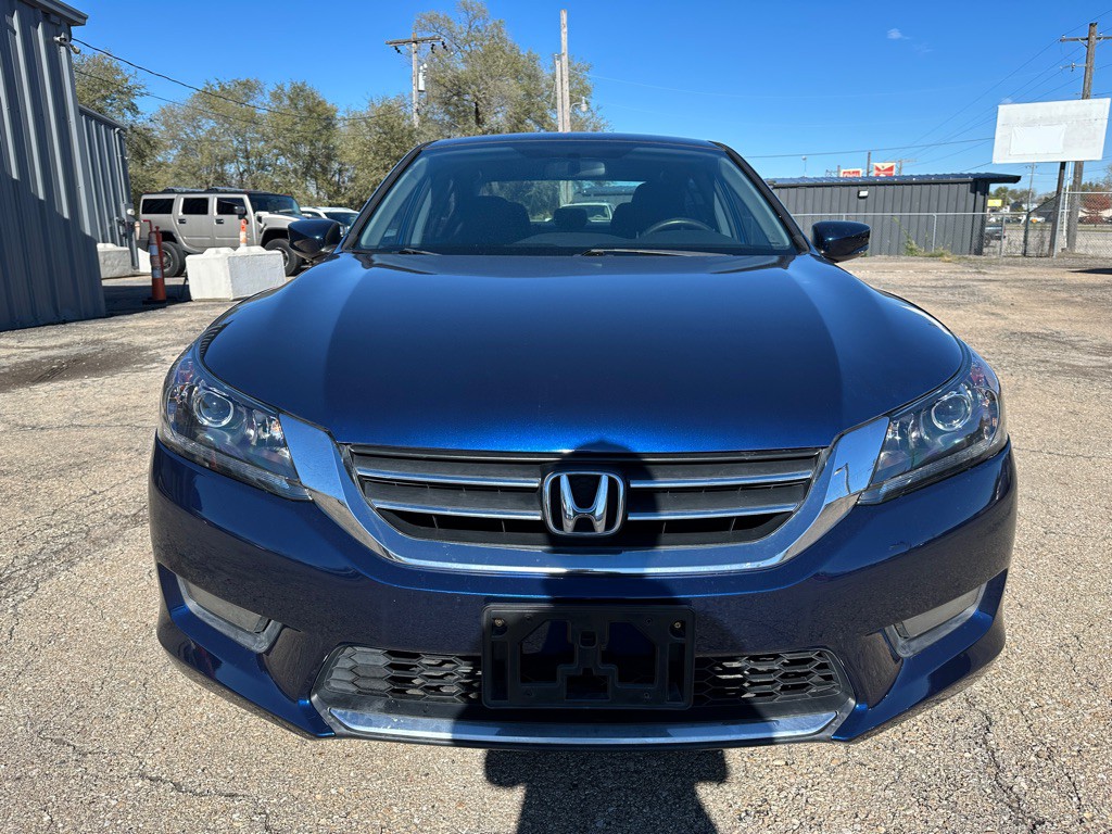 2015 Honda Accord Image 8