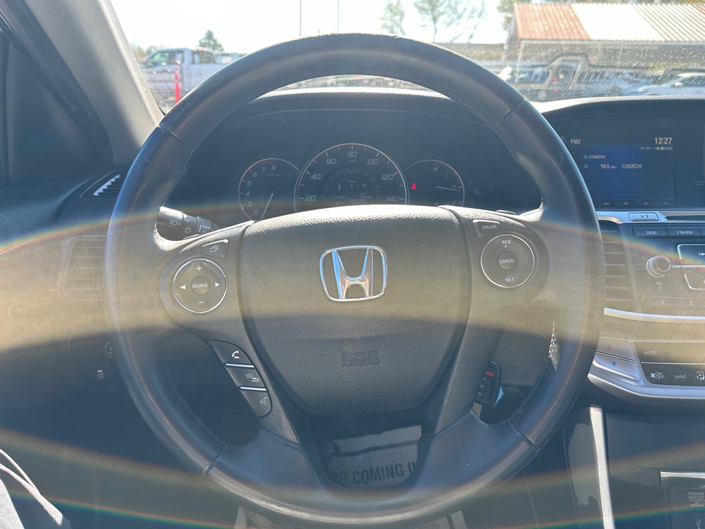 2015 Honda Accord Image 12