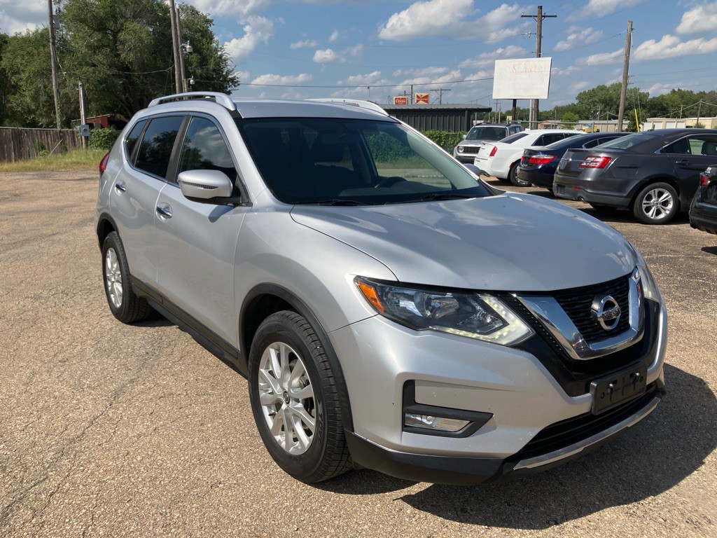 2017 Nissan Rogue Image 4
