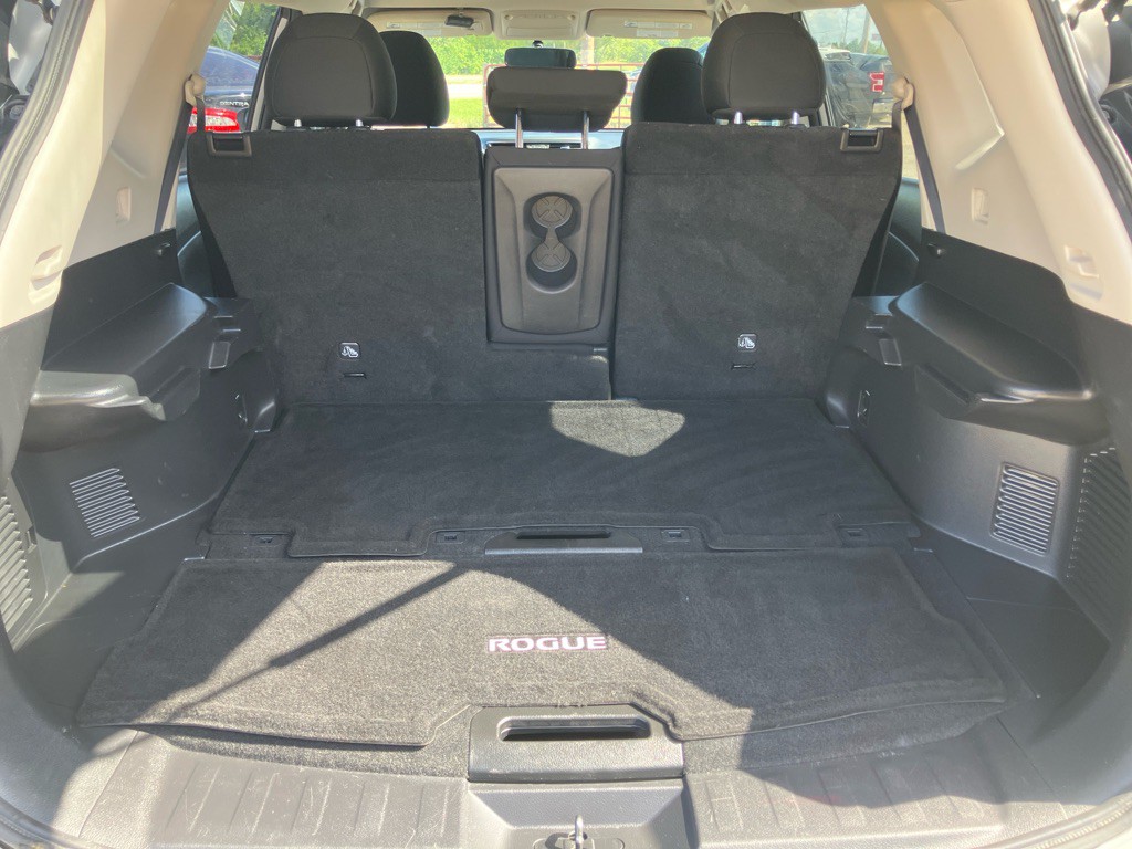 2017 Nissan Rogue Image 6
