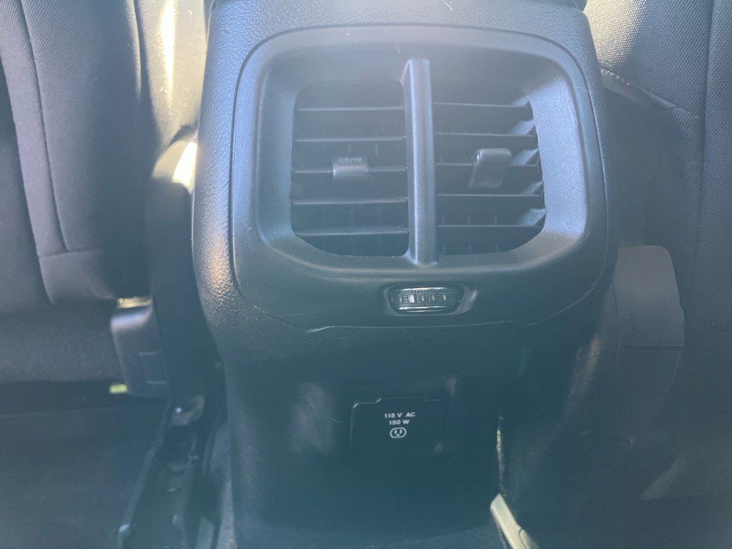 2017 Jeep Cherokee Image 13