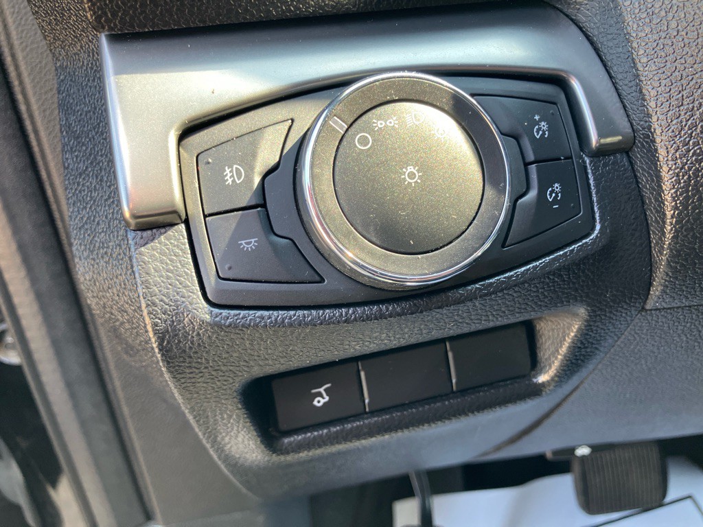 2018 Ford Explorer Image 12