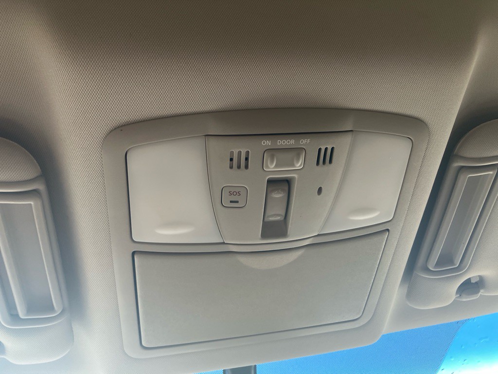 2016 INFINITI QX80 Image 18