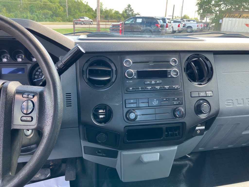2015 Ford F-250 Image 8