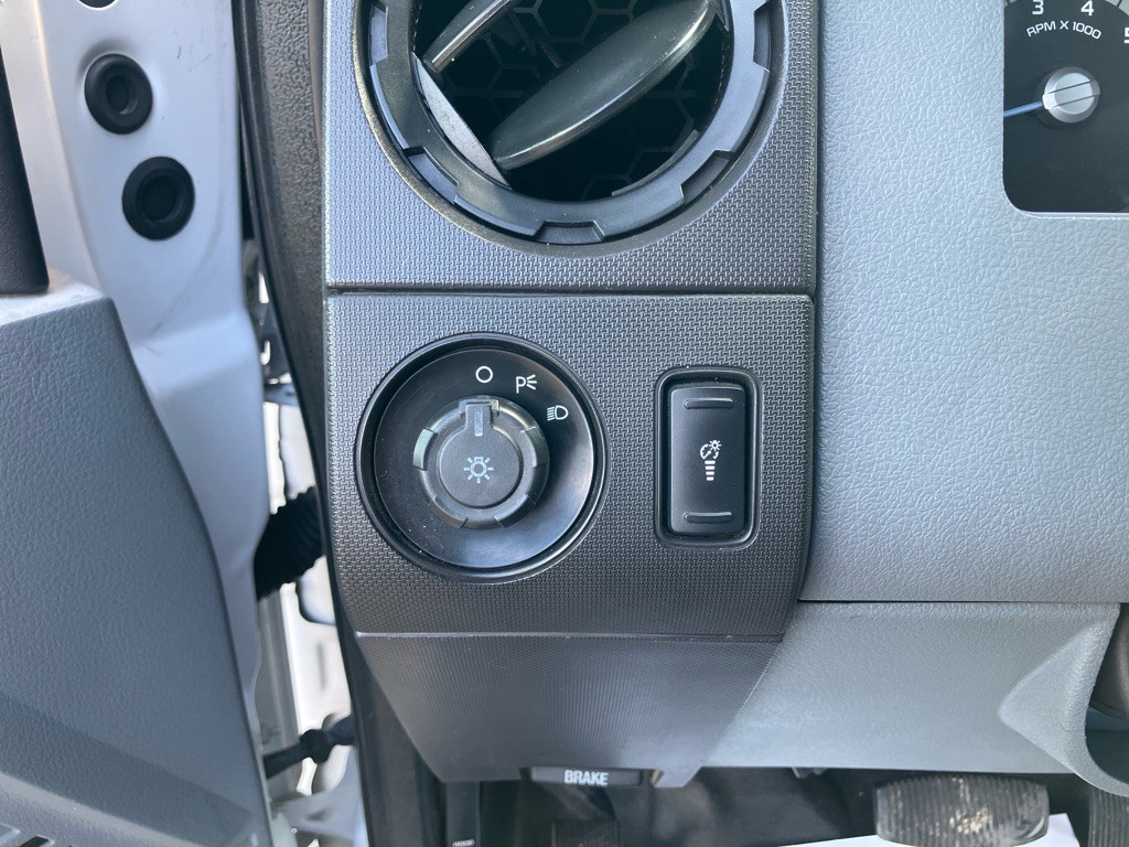 2015 Ford F-250 Image 11