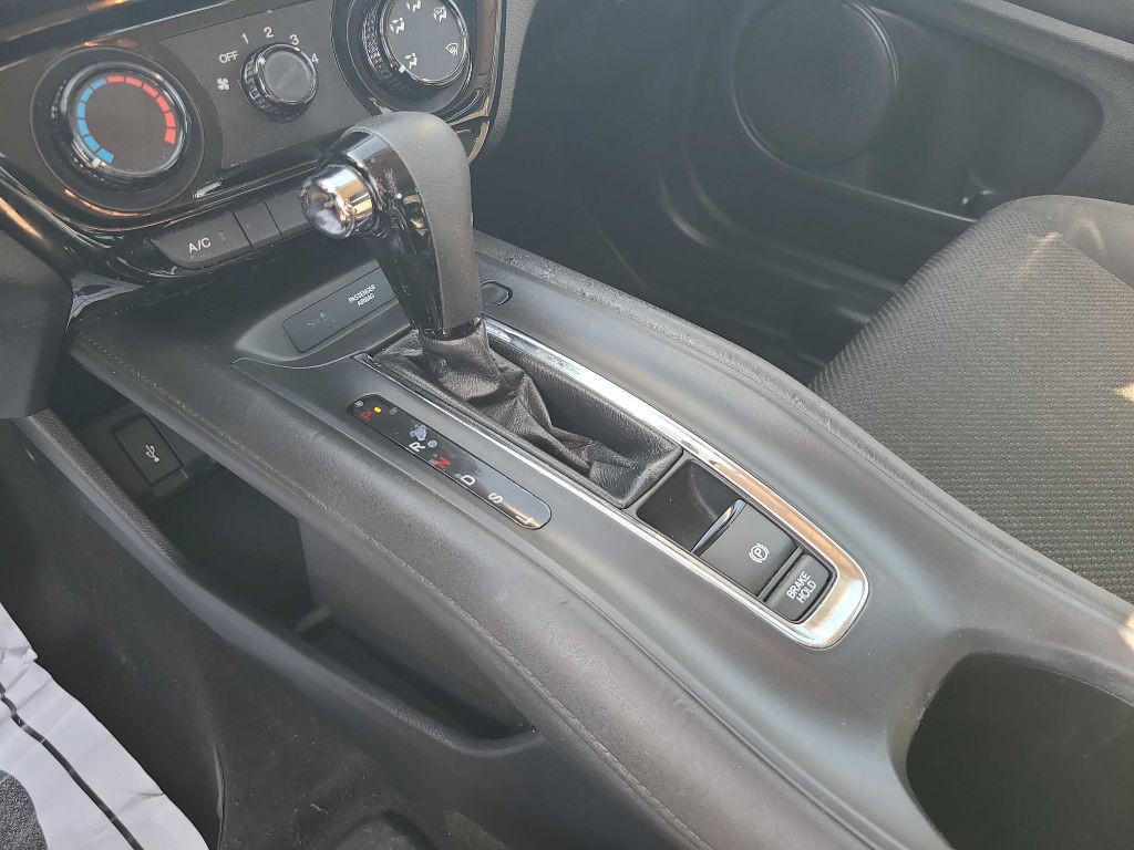 2017 Honda HR-V Image 14