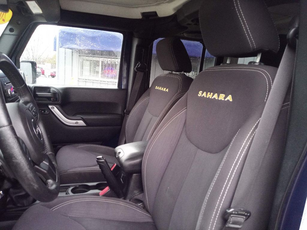 2013 Jeep Wrangler Unlimited Image 10