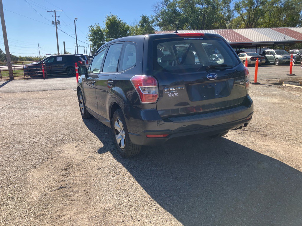 2014 Subaru Forester Image 2