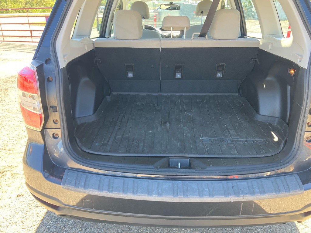 2014 Subaru Forester Image 6