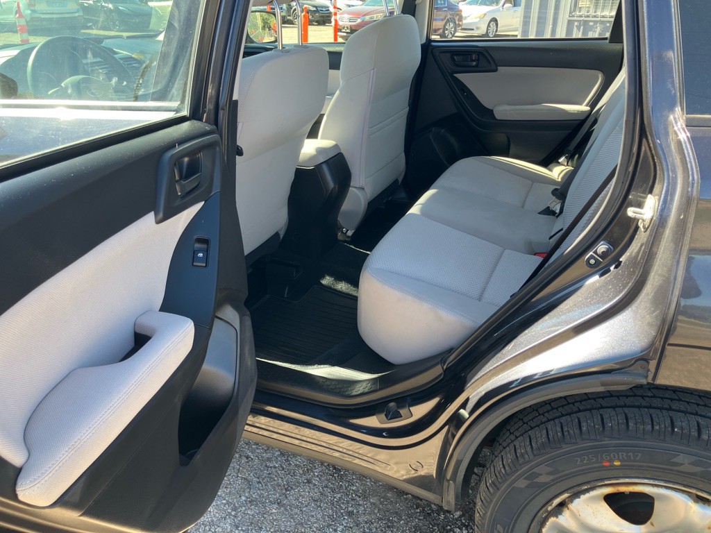 2014 Subaru Forester Image 7