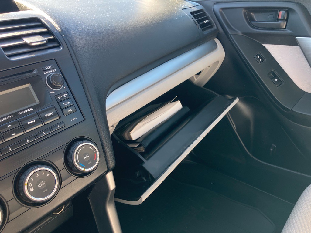 2014 Subaru Forester Image 16