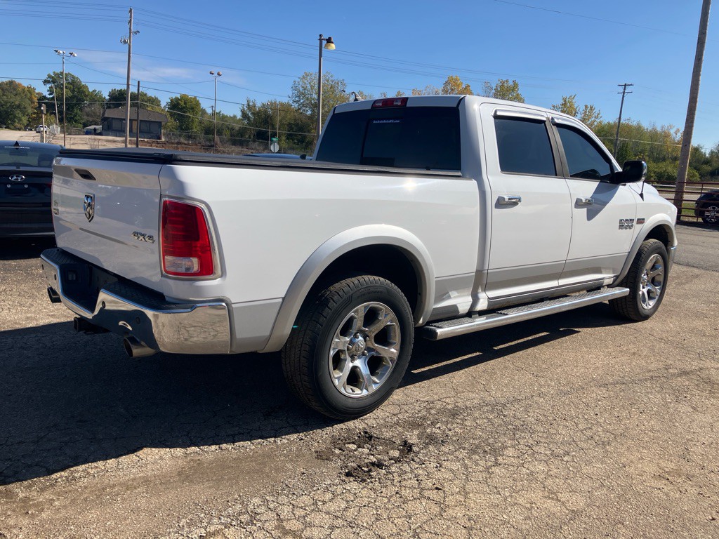 2013 RAM 1500 Image 3