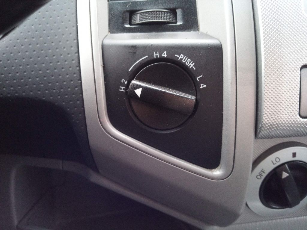 2011 Toyota Tacoma Image 13