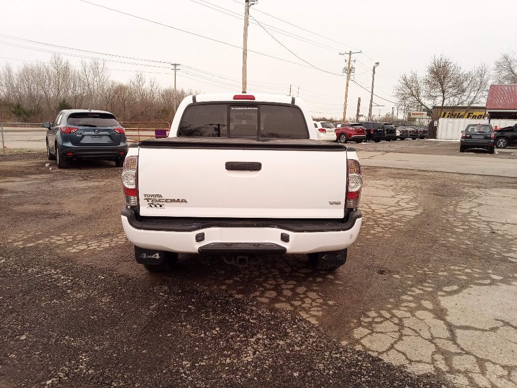 2011 Toyota Tacoma Image 4