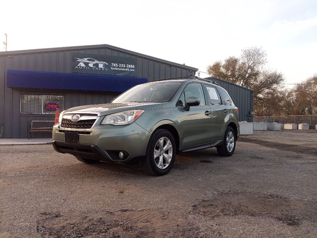 2014 Subaru Forester Image 1
