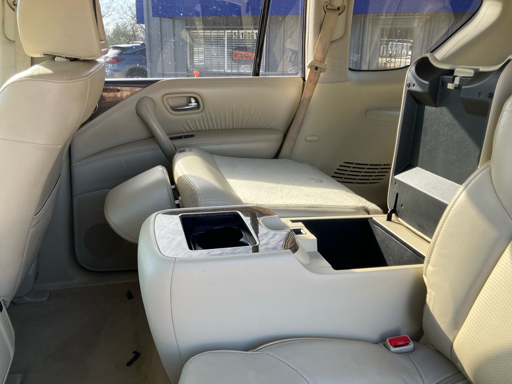 2015 INFINITI QX80 Image 14