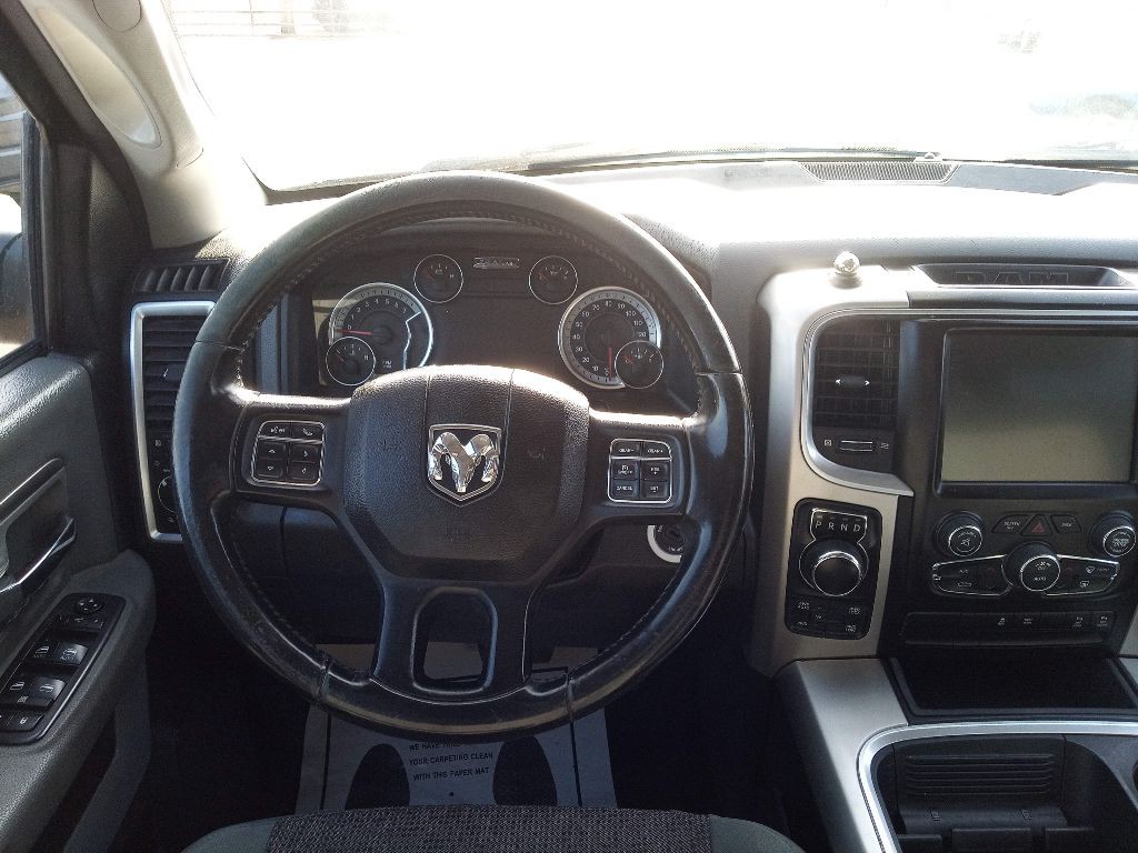 2017 RAM 1500 Image 7