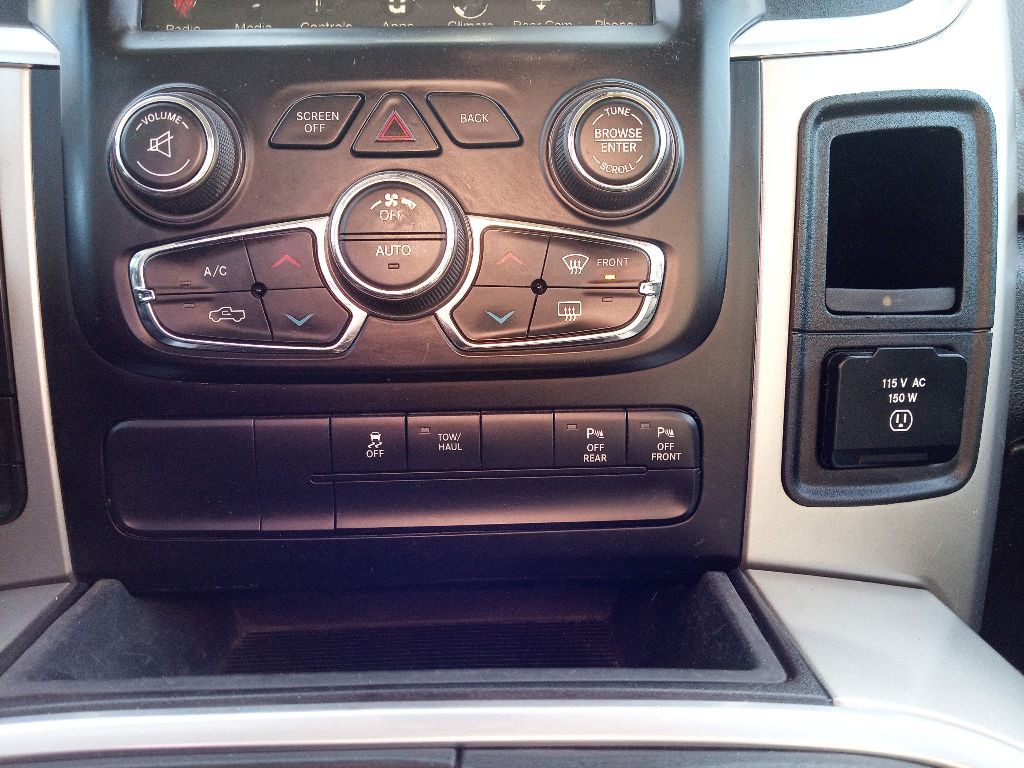 2017 RAM 1500 Image 17